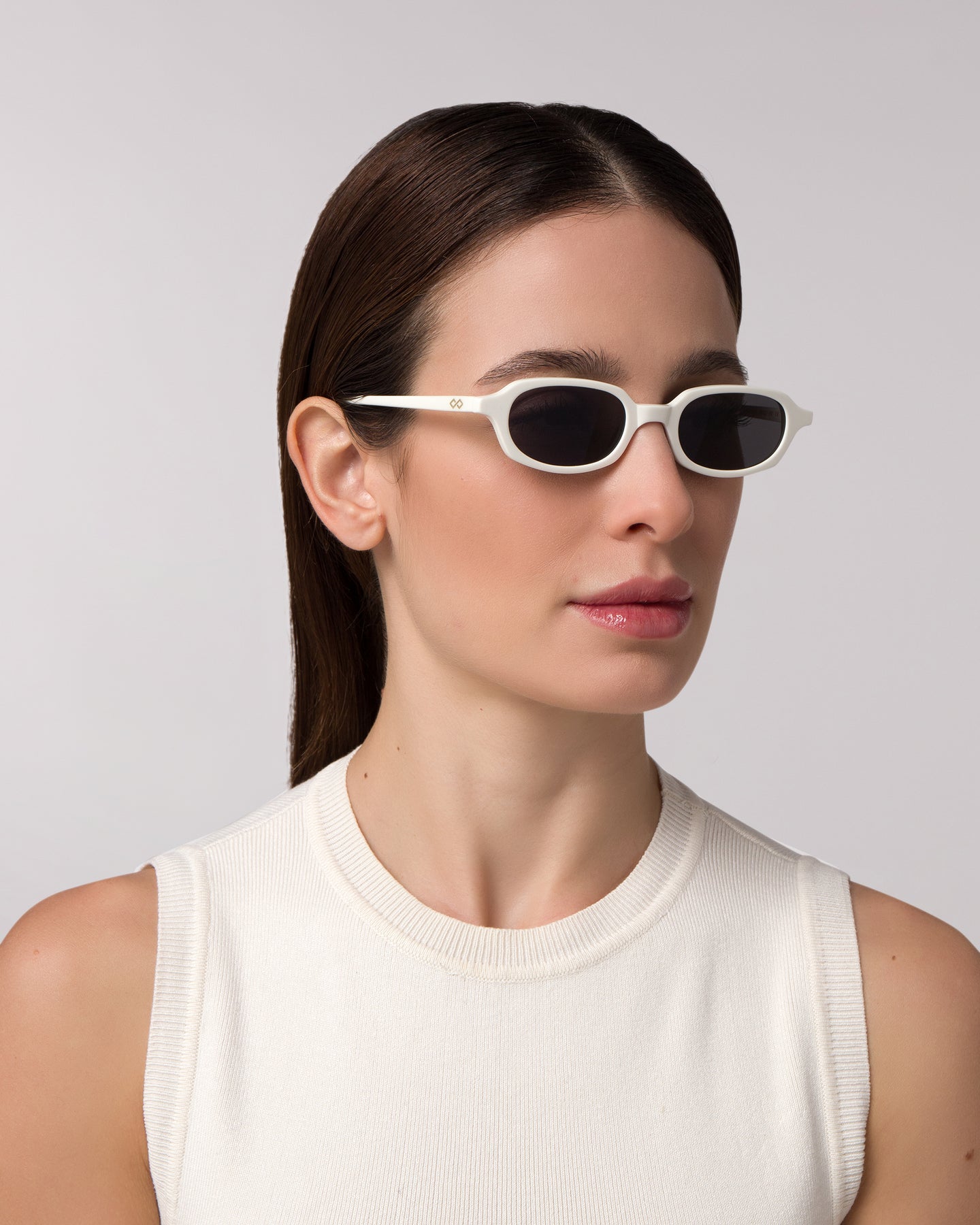 Shop Carolyn Sunglasses in White Colour – Available Online in USA, UK, Canada & United Arab Emirates